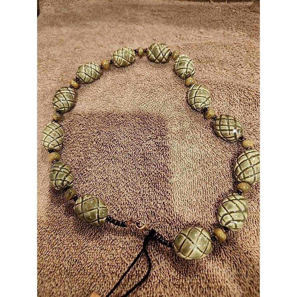 Necklace KAZURI Charleston Kenya Hand Crafted 18" Green Grenade Beaded  (A62)